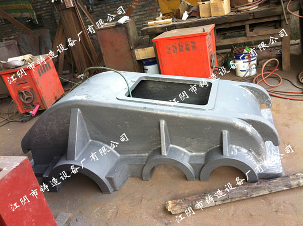 Castings of V-process